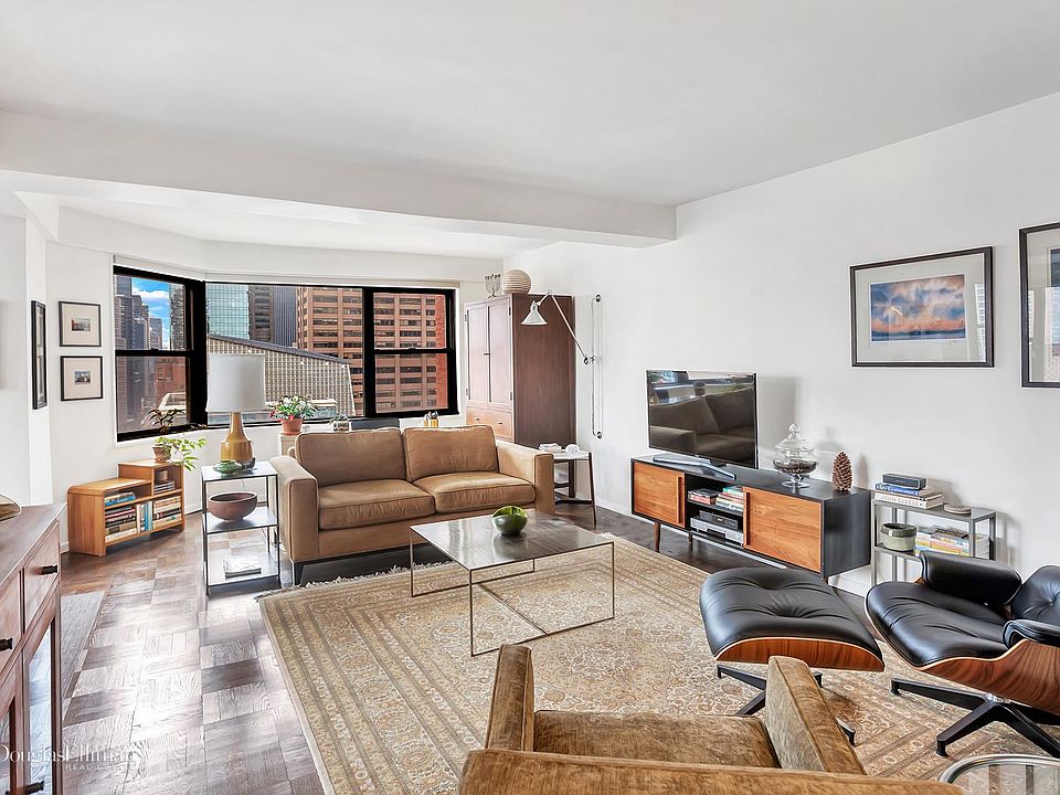 1st image of 1010 3rd Ave #19G