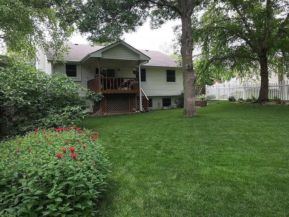 2nd image of 3715 S 83rd Street Cir
