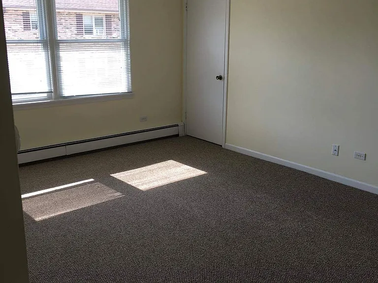 7528 Country Ln #2S — Photo 3