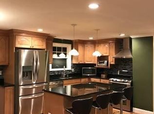 21 Fayette Rd, Bedford, MA 01730