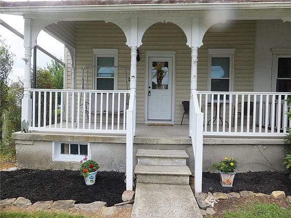 2nd image of 4068 Portland St