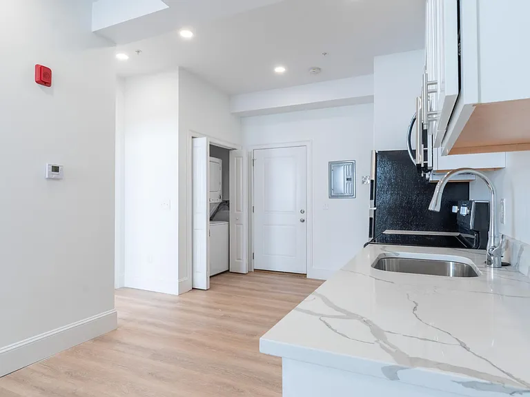 8 Water St #202 — Photo 3