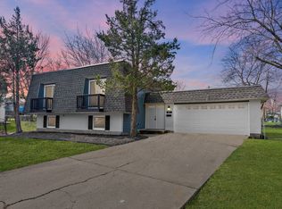 7451 Flower Ct, Hanover Park, IL 60133