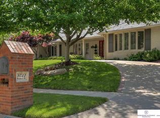 9732 Brentwood Rd, Omaha, NE 68114
