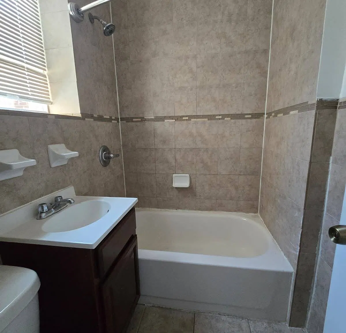 2 bed, $1,795 — Photo 4
