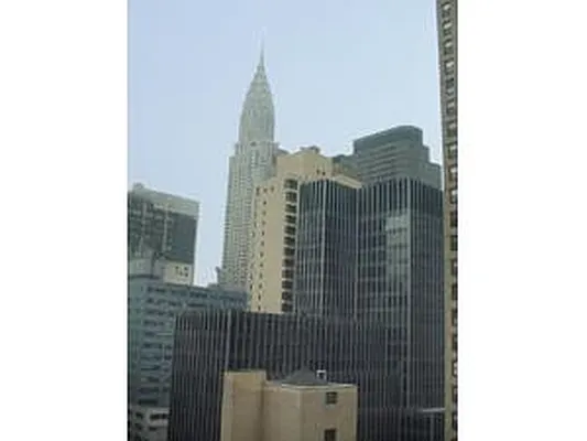 Rented by Corcoran | media 12