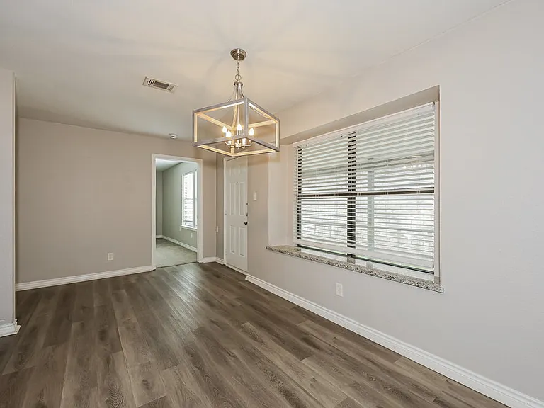 522 Chancellorsville Dr — Photo 6
