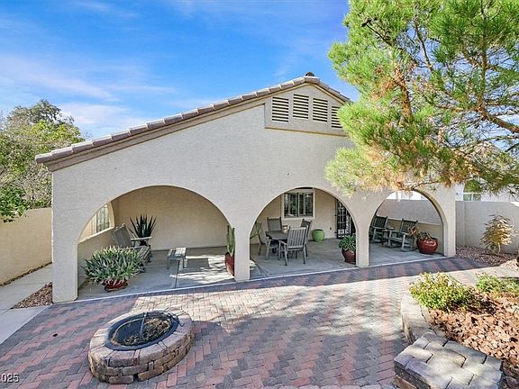 2nd image of 3173 Castle Canyon Ave