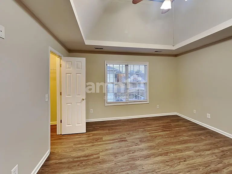 2321 Devonshire Dr — Photo 10