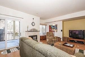 5th image of 293 Mulholland Ave