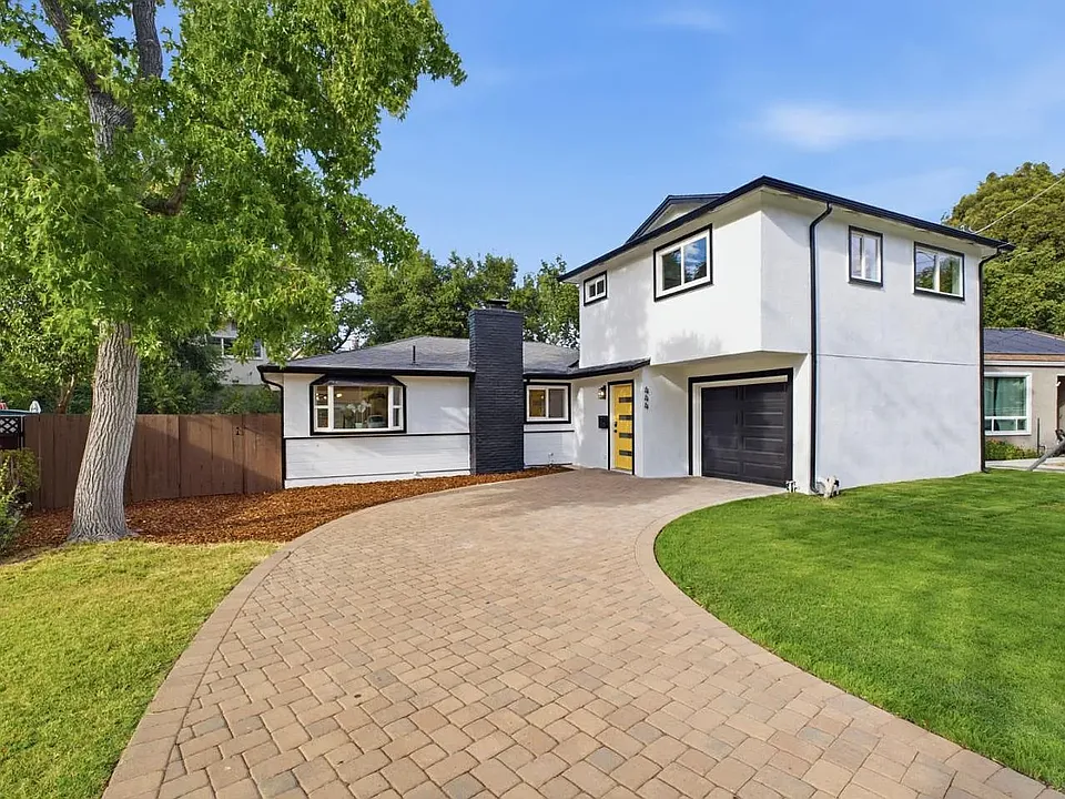 444 Amaral Cir