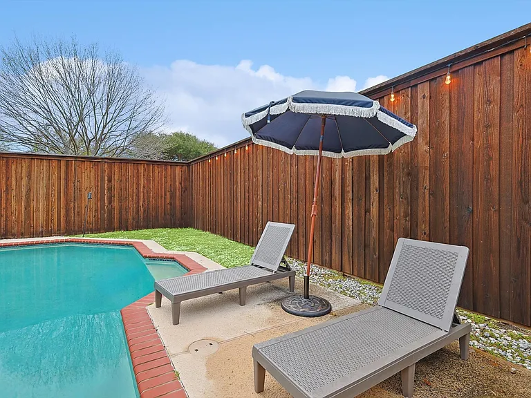 609 Arbor Creek Dr — Photo 79