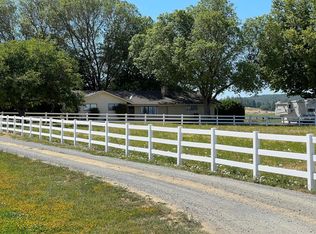 3358 Taylor Rd, Central Pt, OR 97502