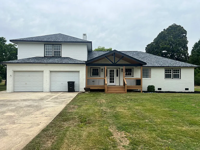 3420 Old Stage Rd S — Photo 1