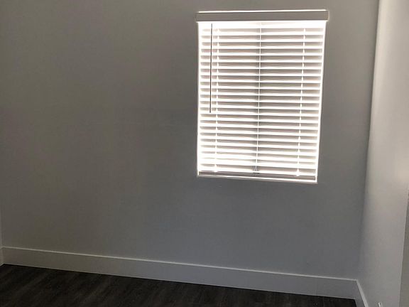 4th image of 3146 Perlita Ave