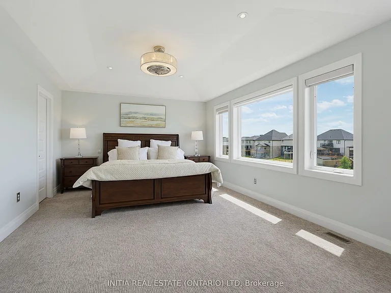 1258 Silverfox Dr — Photo 13