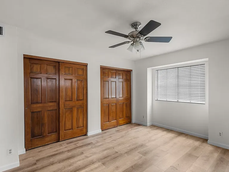 1143 N Ironwood Ct #N — Photo 15