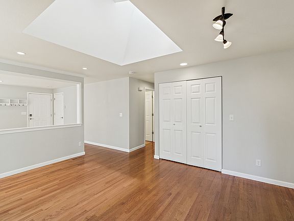 5th image of 10538 NE 141st St