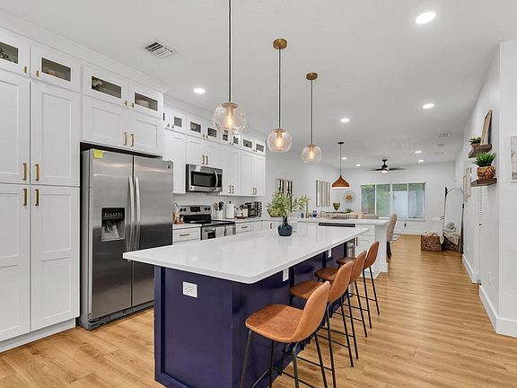 2nd image of 1271 SW 48TH Terrace