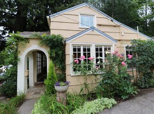 3602 NE Ainsworth St, Portland, OR 97211