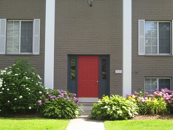 2nd image of 25830 Village Green Blvd APT 310