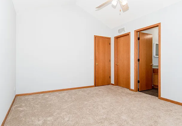 979 Parkhill Cir — Photo 10