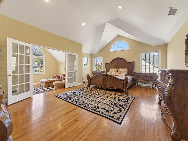 2 Tappanwood Dr — Photo 10