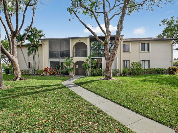 511 Shady Pine Way APT D2