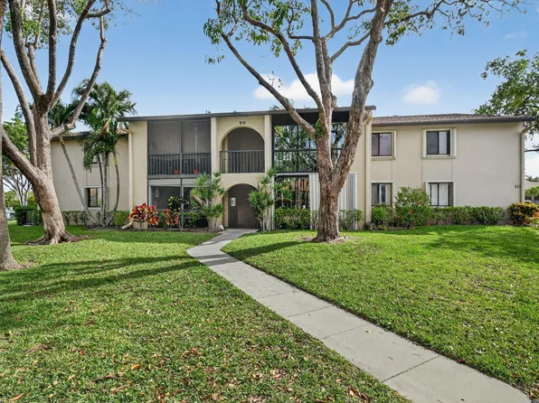 511 Shady Pine Way APT D2, Greenacres, FL 33415
