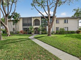 511 Shady Pine Way