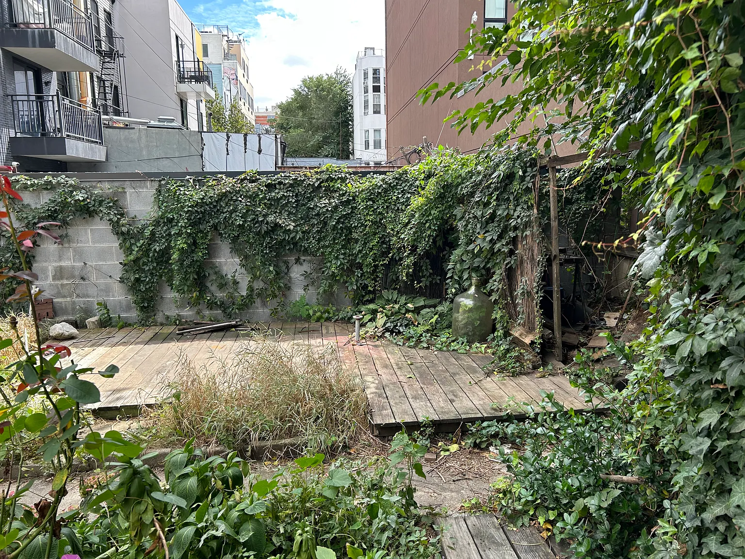 20 Wilson Avenue — Photo 3