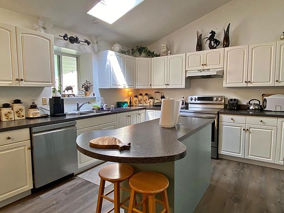 4th image of 4713 Birch Ln