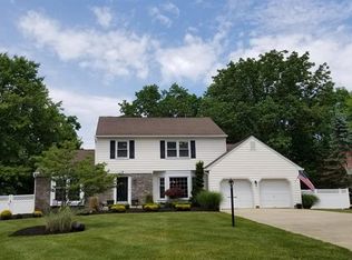 7 Sherman Ct, Manalapan, NJ