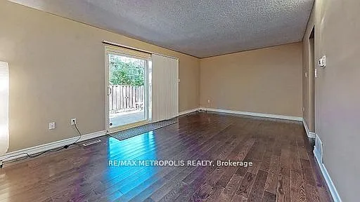 2051 Bridletowne Cir #12 — Photo 32