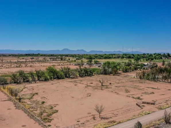 12 Mirasol Ln, Tularosa, NM 88352
