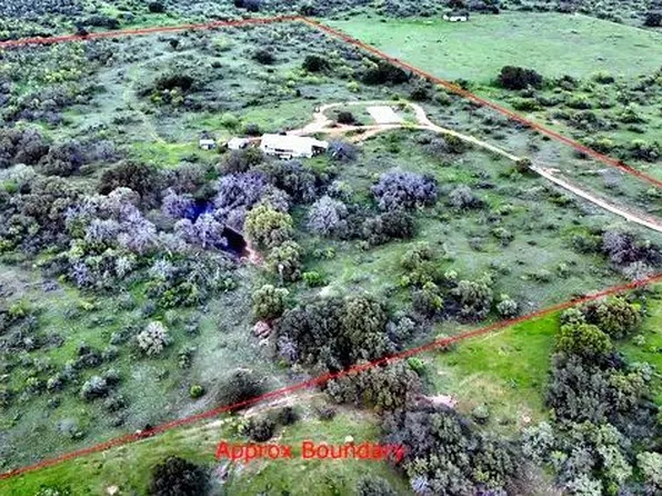 589 County Road 105a, Sunrise Beach, TX 78643