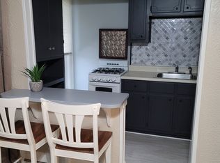 902 Michigan Ave APT B, La Porte, IN 46350