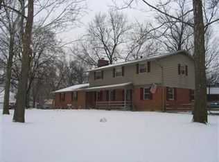 5802 Red Coach Rd, Dayton, OH 45429