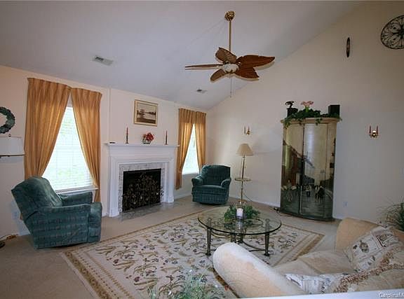 4th image of 8921 Clifton Meadow Dr