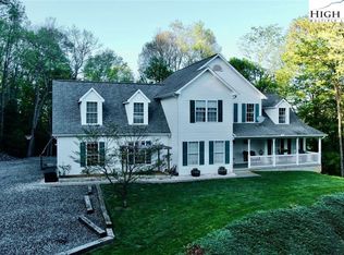 562 Hidden Spring Rd, West Jefferson, NC 28694