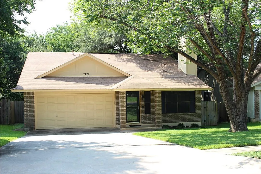 3 bed, 2.0 bath, 1473 sqft, $2,100 — Photo 1
