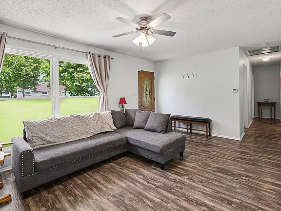 5th image of 481 Argyle Cres