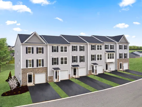 48 Dover Ct, Bridgeport, WV 26330