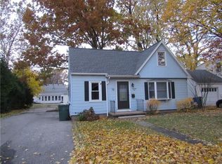 72 Ellington Rd, Rochester, NY 14616