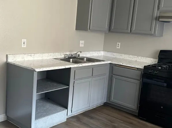 79 Lotus, 505 S Wier Rd #5bf4879fe, San Bernardino, CA 92408