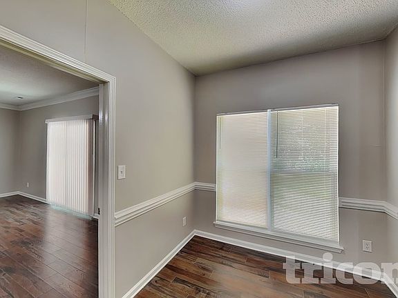 4th image of 7825 Pence Pond Ln