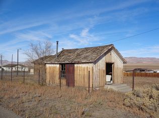 212 9th St, Mina, NV 89422