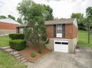 166 Raintree Rd, Florence, KY 41042