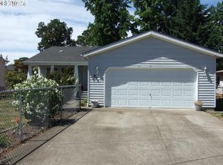 855 N 16th St, Cottage Grove, OR 97424