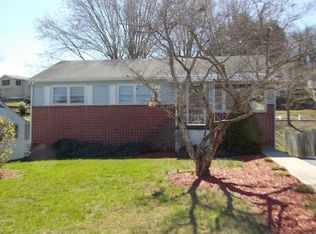 520 Terry Dr, Bristol, VA 24201